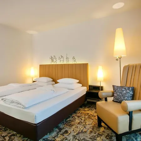 Hotel Arcotel Camino 4*