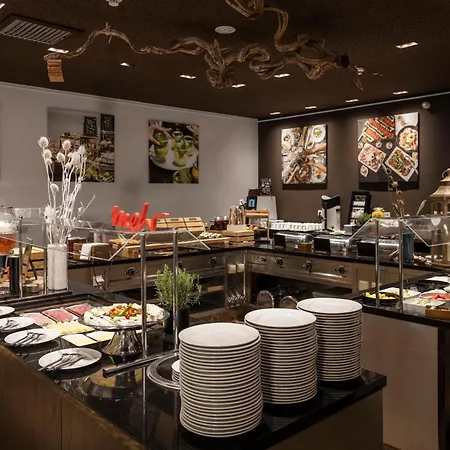 Hotel Arcotel Camino 4*